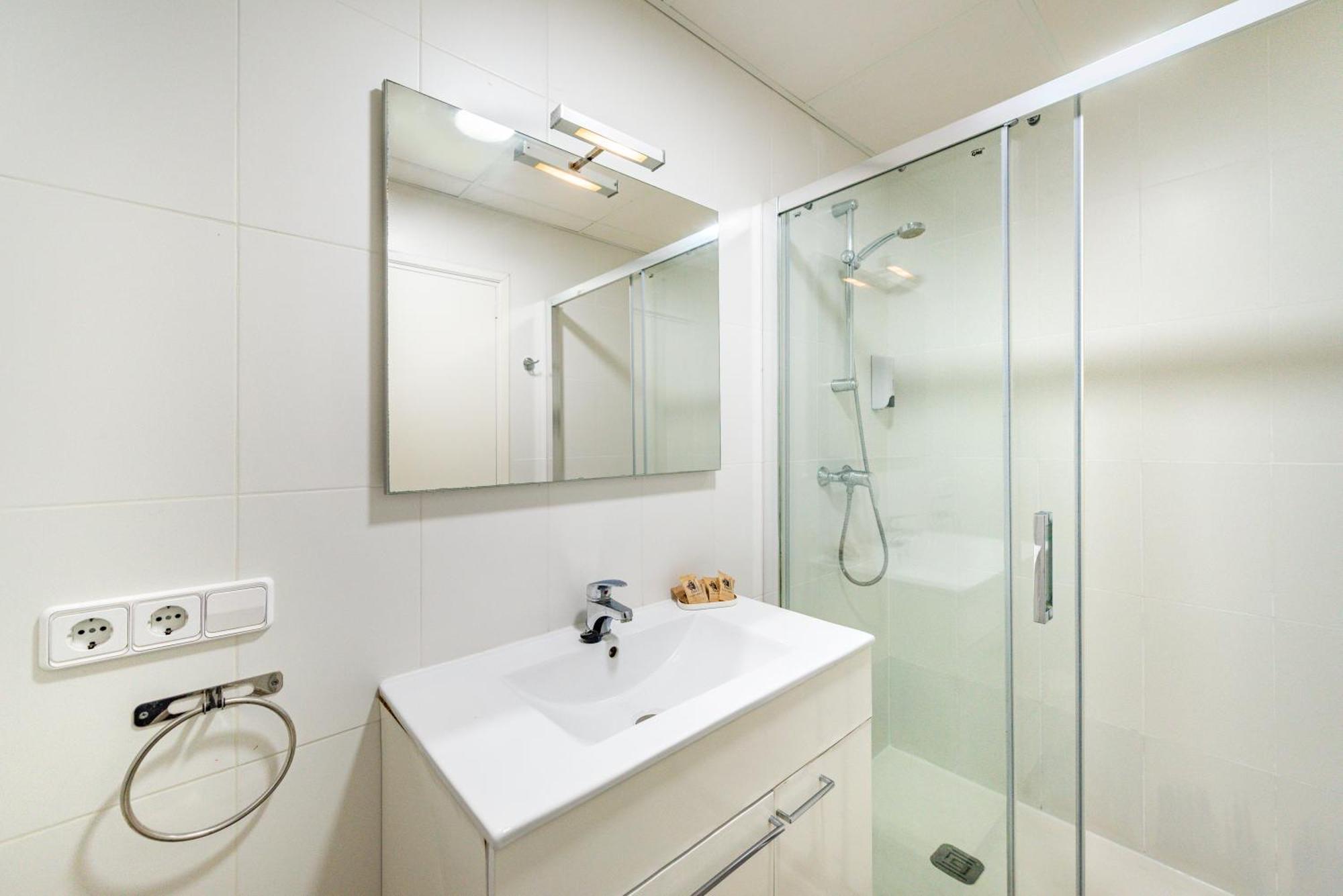 Apartamentos Falco Port de Pollença Eksteriør bilde