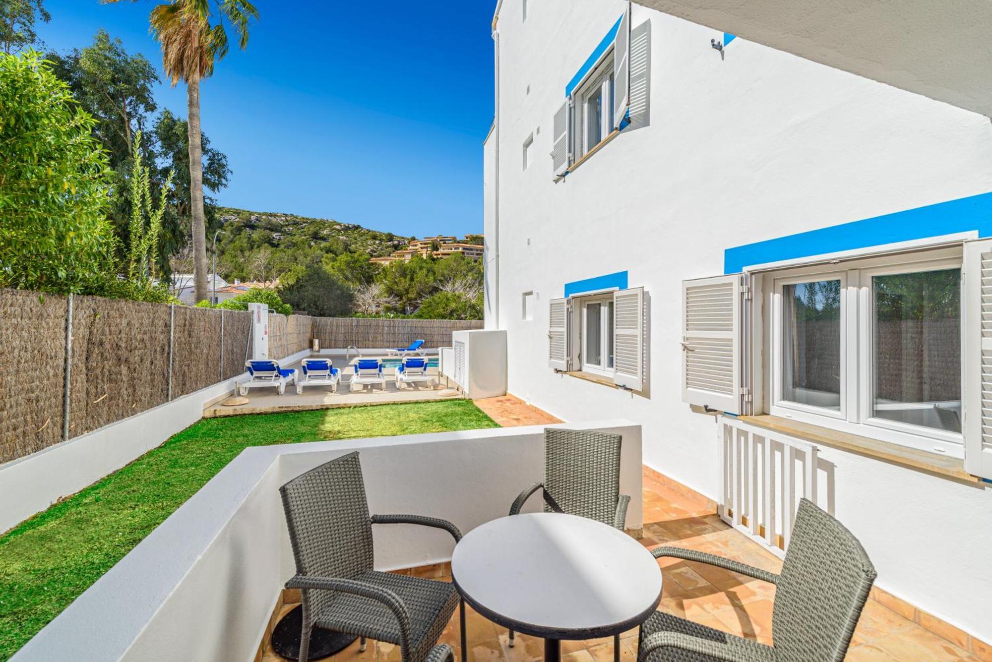 Apartamentos Falco Port de Pollença Eksteriør bilde